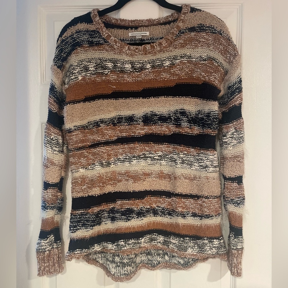 American Eagle sweater size small great condition